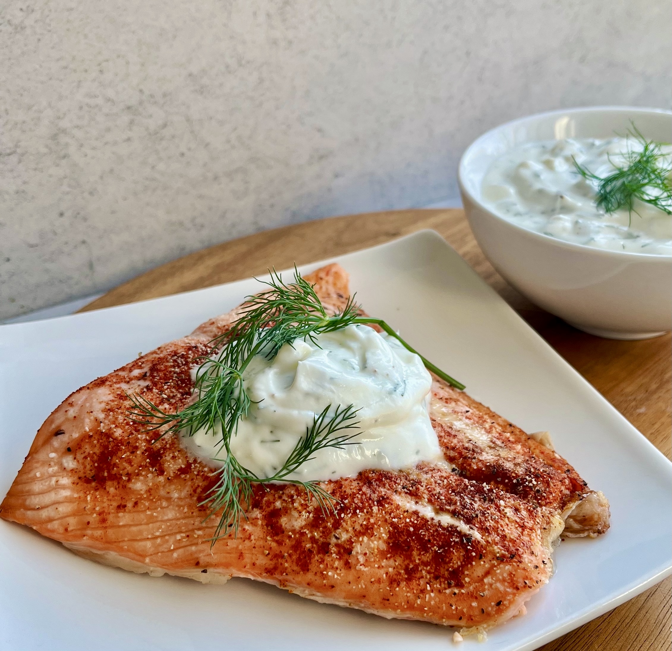 Baked Salmon with Dill Sauce